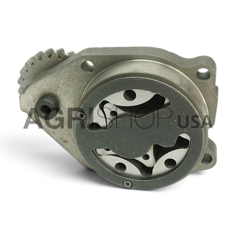 J937404 | Engine Oil Pump | Case IH